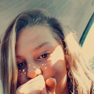 Meet your Posher, Kendra